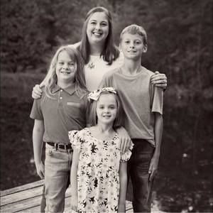 Meet your Posher, Brooke